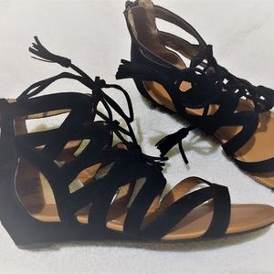 MADELINE GIRL Saturate Gladiator Sandal Sz 8